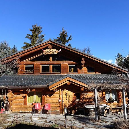 Le Gite De Briey Chalais Exterior photo