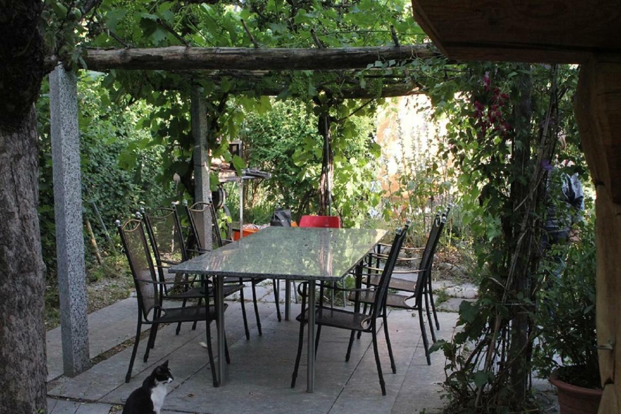 Le Gite De Briey Chalais Exterior photo